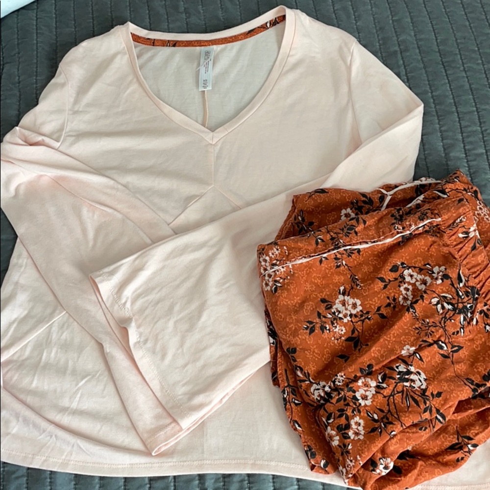 Gillian & O’Malley PJ set